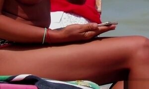 Amateur Topless MILFs - Spy Beach Close-Up Video