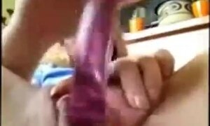 housewife with big pussy lips masturbating