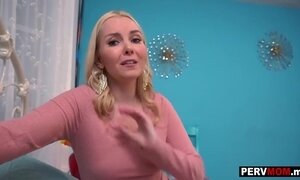 Milf Step Mom Really Wanted To Know What Porn I Watch - Aaliyah Love