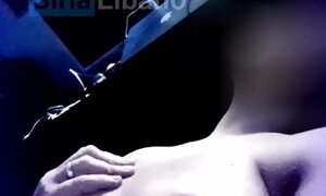'Lei si filma mentre scopa, anale finito male (dialoghi in italiano - sottotitolato in inglese)'